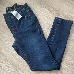 Pull-on slim fit jeans